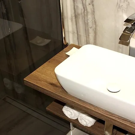 Apartma V Srdci Podebrad *