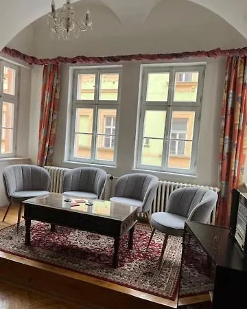 Апартаменты Apartma V Srdci Podebrad *
